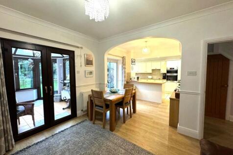 Kitchen/Diner/Living
