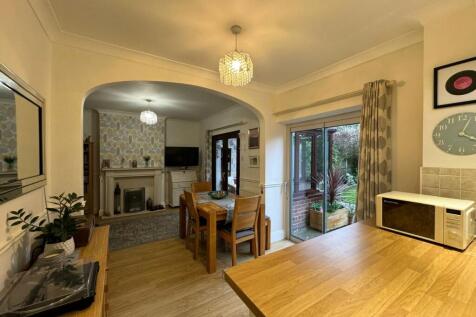 Kitchen/Diner/Living