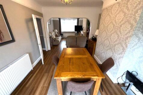 Through Lounge