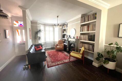 Through Lounge