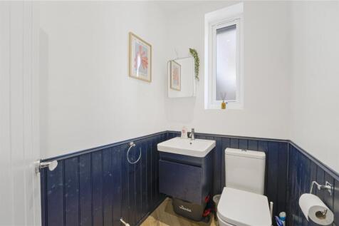 Ground Floor Wc