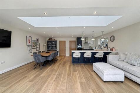 Kitchen/Family Room