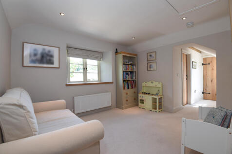 Landing/playroom