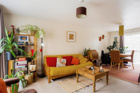 Living room 2