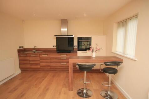 OPEN PLAN LIVING ROOM