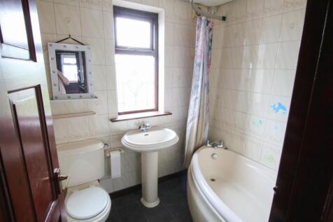 HOUSE BATHROOM