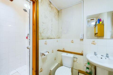 CAM03270G0-PR0017-STILL022.jpg
