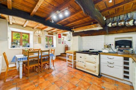 KITCHEN/ DINER