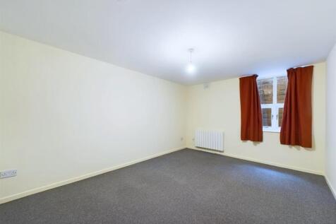 FLAT 4