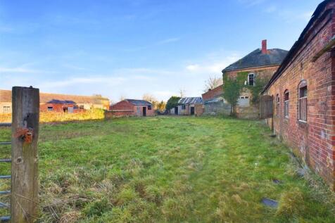 CAM01713G0-PR0077-STILL009.jpg