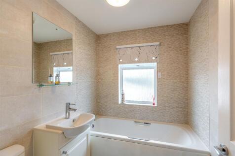 8587391-interior01.jpg