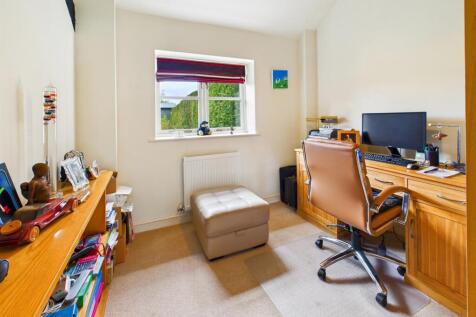 CAM01713G0-PR0099-STILL004.jpg