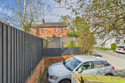 CAM01713G0-PR0090-STILL024.jpg