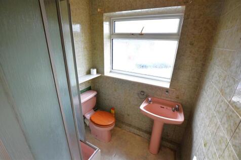 Shower Room.