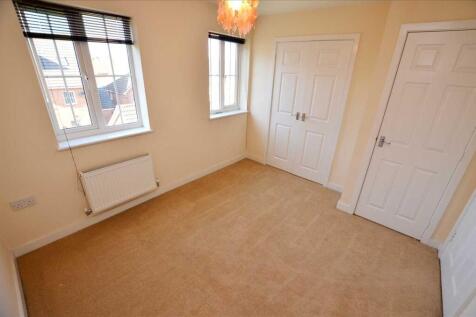 BEDROOM 2.
