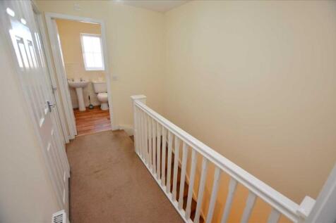 2ND FLOOR LANDING.