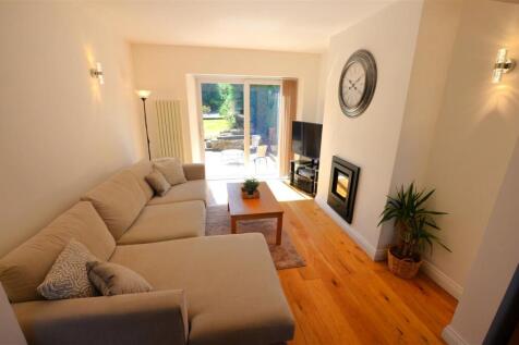 Lounge.