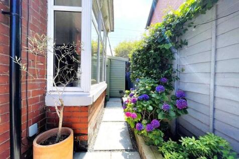EXTERIOR -