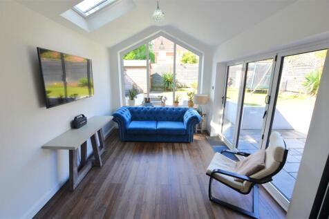 Open Plan Dining