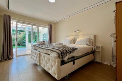 bed 1