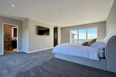 bedroom suite 2