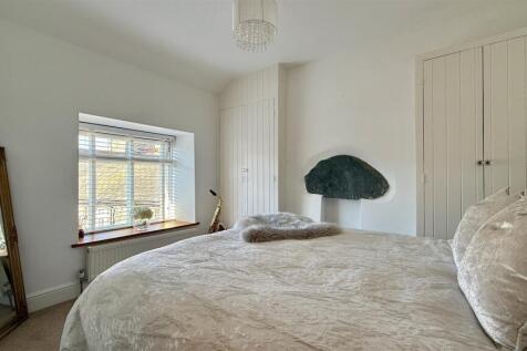 bed 1