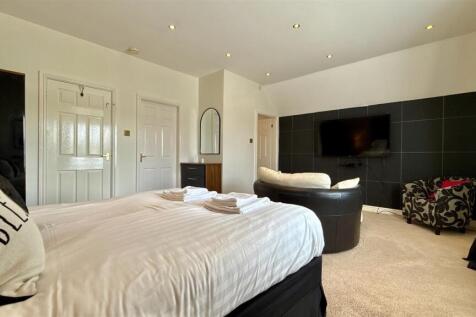principal bedroom