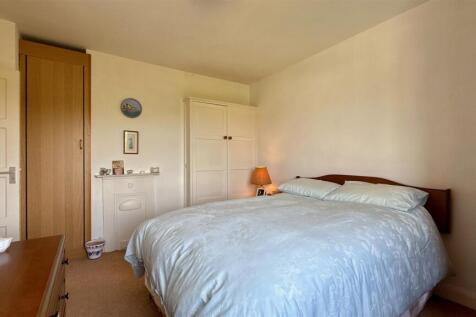 bed 1