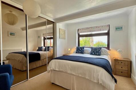 bed 1