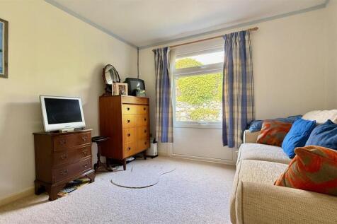 sitting room/bed 3