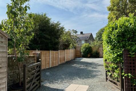 extra driveway