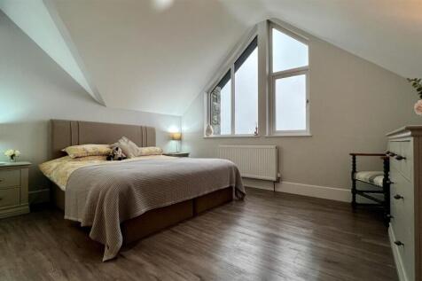 Main bedroom