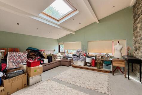 reception room 3