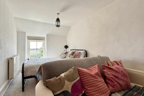 bed 3