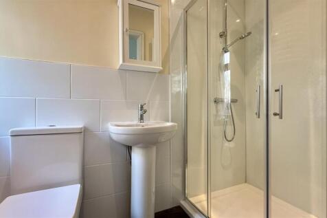ensuite 2