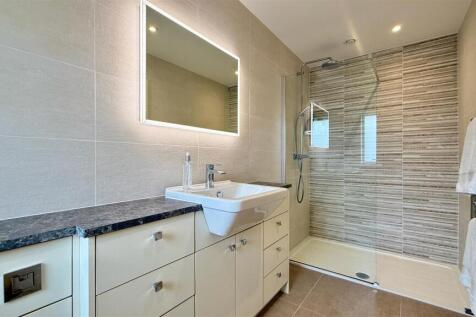 principal ensuite
