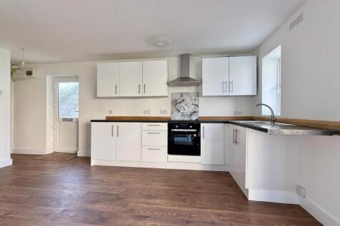 kitchen/lounge/diner