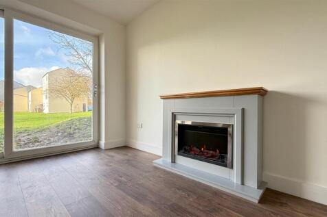 kitchen/lounge/diner