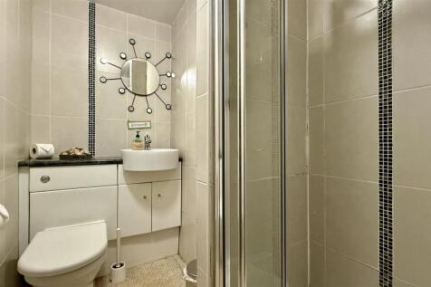 ground floor shower room