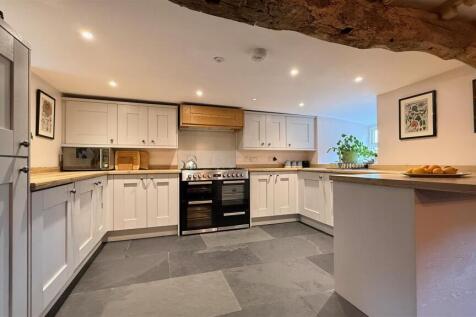 cottage kitchen/diner