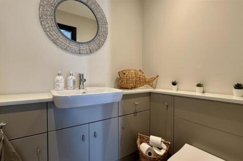 cloak room