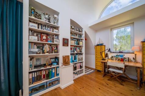 Property Image 16