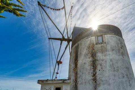 Windmill from 1793, Loures, Lisbon