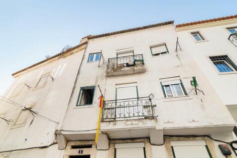 Charming Building, Alfama, Lisbon