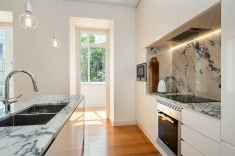 Elegant T2&#43;2 Flat, 40m2 Terrace, Liberdade, Lisbon