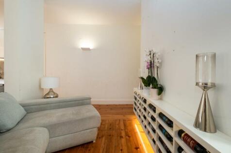 Elegant T2&#43;2 Flat, 40m2 Terrace, Liberdade, Lisbon