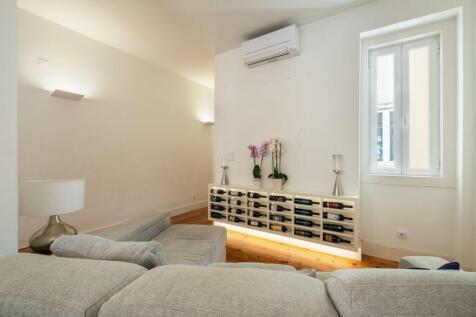 Elegant T2&#43;2 Flat, 40m2 Terrace, Liberdade, Lisbon