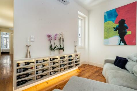 Elegant T2&#43;2 Flat, 40m2 Terrace, Liberdade, Lisbon