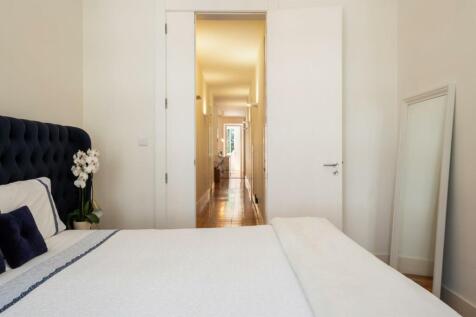 Elegant T2&#43;2 Flat, 40m2 Terrace, Liberdade, Lisbon