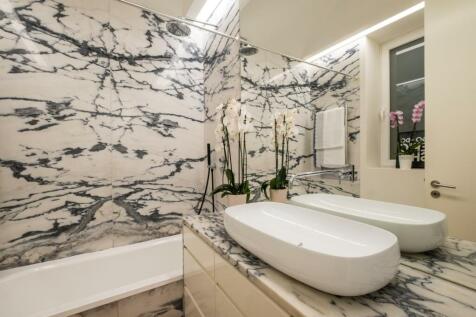 Elegant T2&#43;2 Flat, 40m2 Terrace, Liberdade, Lisbon